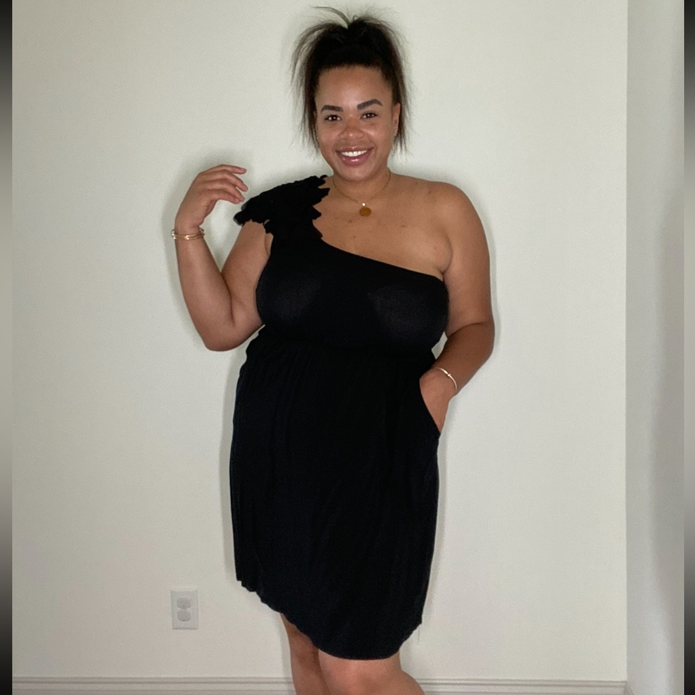Black One-Shoulder Dress